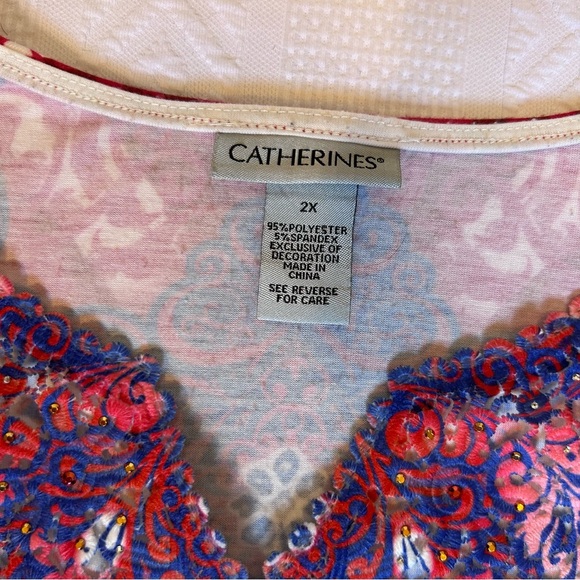 Catherines Red‎ White and Blue Chevon Floral Top Blouse Size 2X - Picture 6 of 6